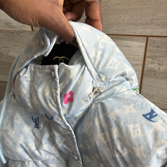 Louis Vuitton Monogram Puffer Jacket w/ Detachable Hood - Picture 9 of 14